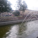 Фонтанчики на площади Якуба Колоса